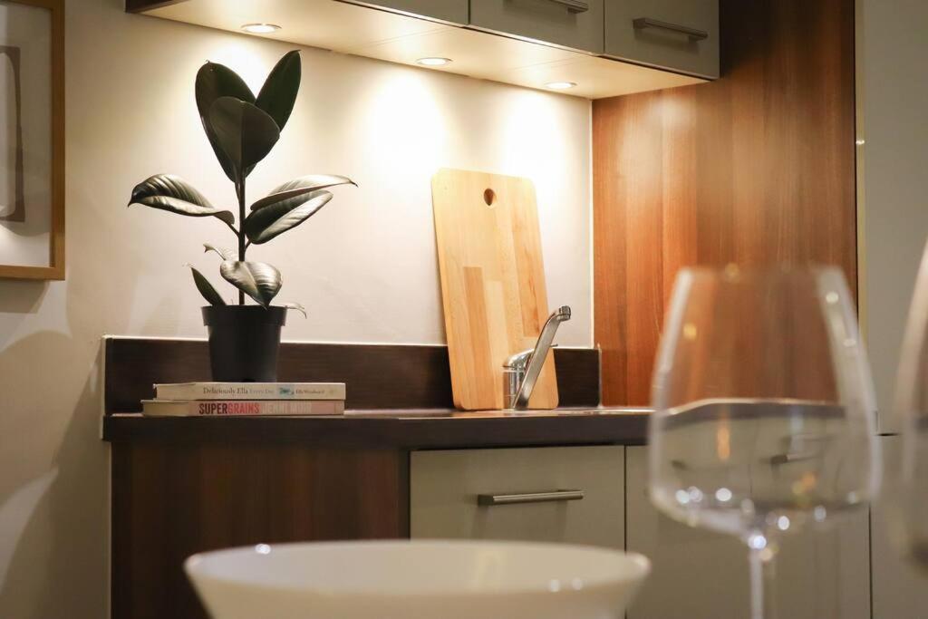 Luxurious Fully Equipped Cowley 1 Bed Apartment With Free Parking Oxford Luaran gambar